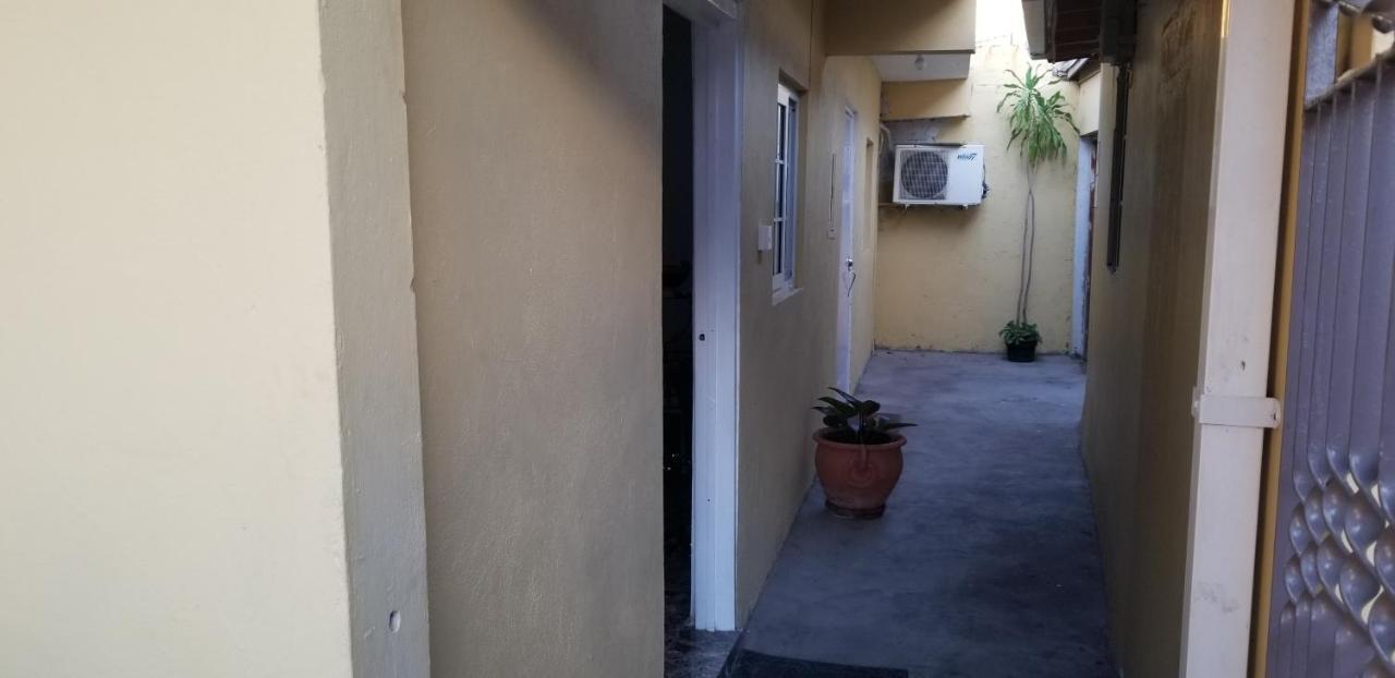Kingston Hideaway Apartment Luaran gambar